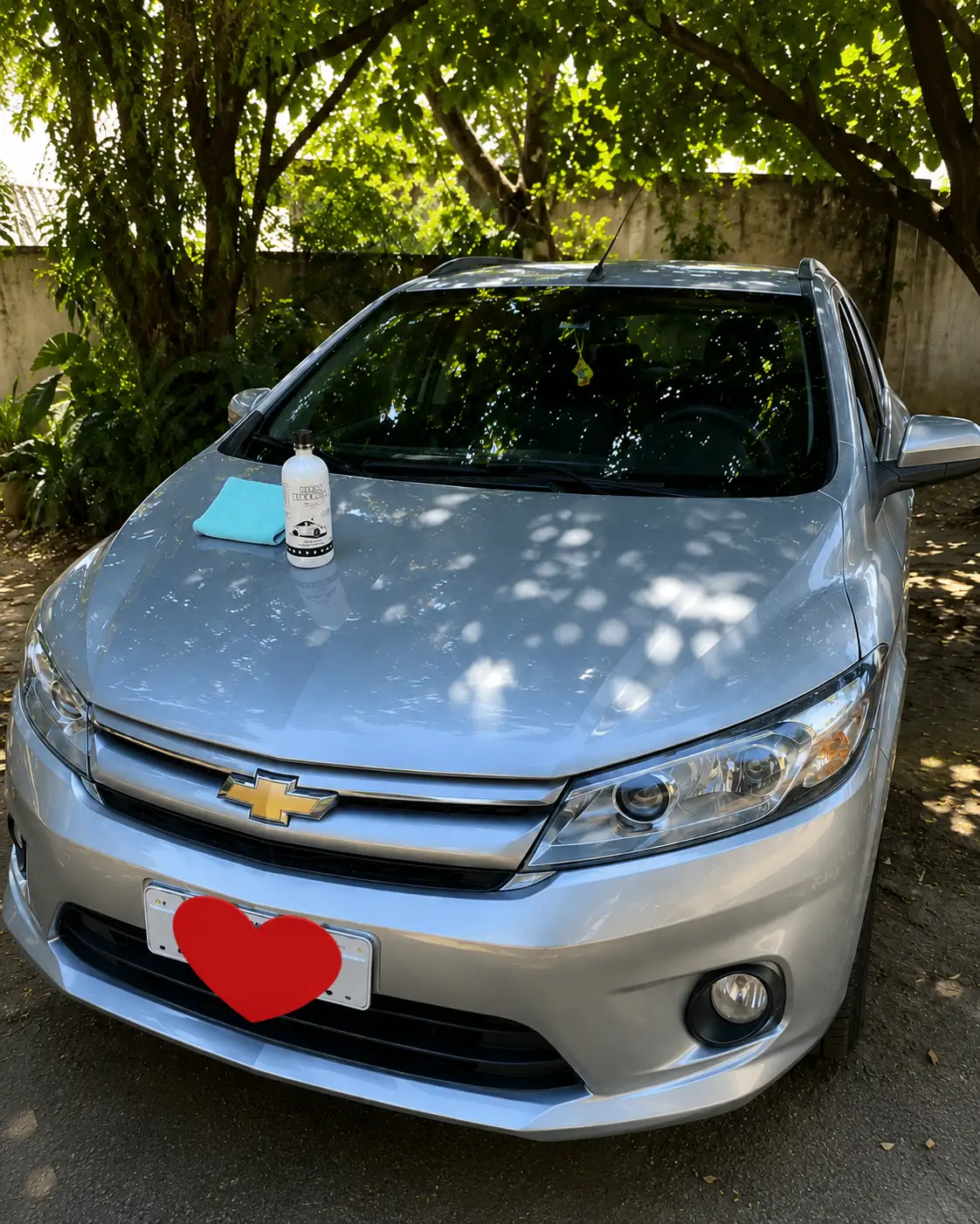 Carro prata com acabamento brilhante apos Resina Extreme